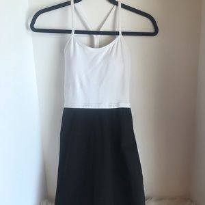 Lululemon Dress size 2